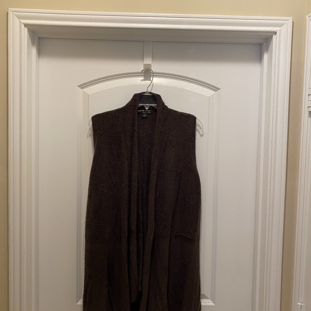 Barefoot Dreams vest, Charcoal Grey, Size M